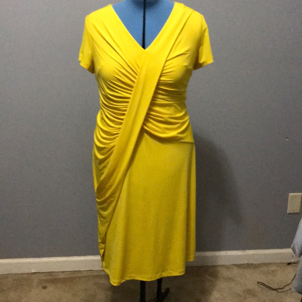 Yellow ruched midnight velvet dress.